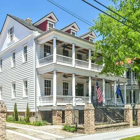 The Charlestonian Aparthotel